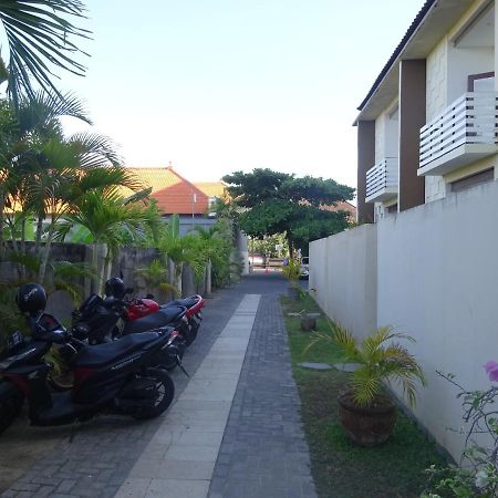 Soraya Apartment Seminyak Kültér fotó